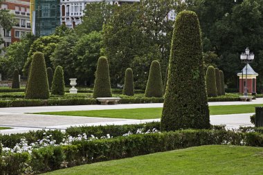 Madrid 'deki Buen Retiro Parkı (Pleasant Retreat Parkı). İspanya