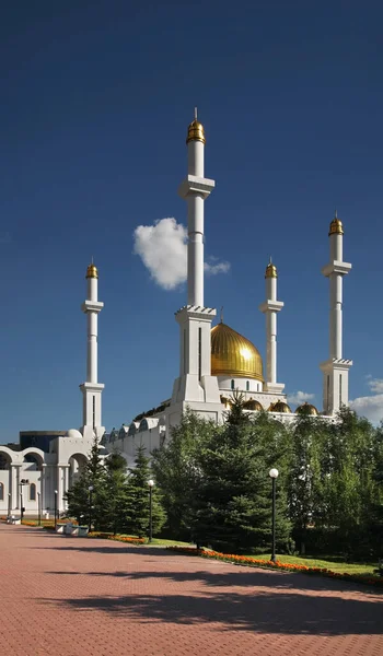 Mezquita Nur Astana Astana Kazajstán — Foto de Stock