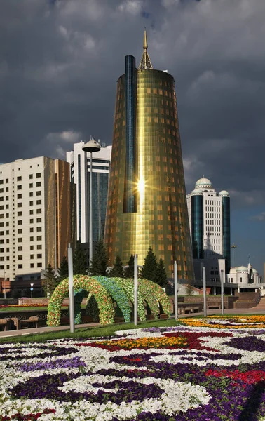 Nurzhol Boulevard Green Water Boulevard Torre Kazyana Astana Kazajstán — Foto de Stock