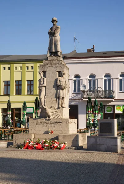 Pomnik Żołnierza Polskiego Placu Jana Pawła Wabrzeźnie Polska — Zdjęcie stockowe