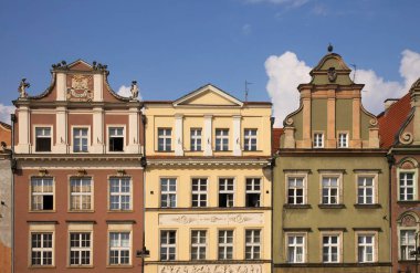 Poznan 'daki eski pazar meydanı. Polonya