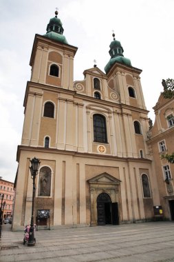 Klodzko 'daki Fransisken manastırı. Polonya
