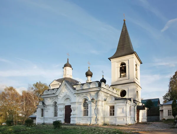 Церковь Воскресения Христова Тарусе Россия — стоковое фото