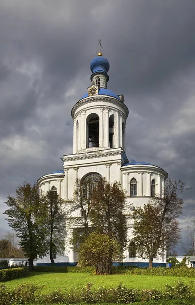 Gate Bell Tower Church Assumption Bogolyubskii Monastery Bogolyubovo Vladimir Oblast — Stock Photo, Image