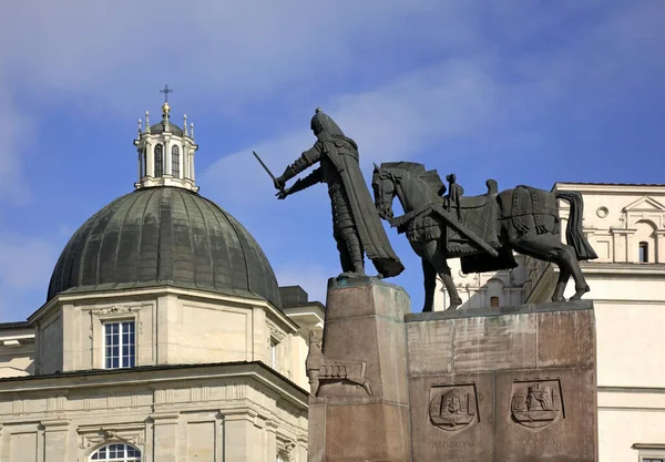 Monumento Gediminas Cerca Catedral Vilna Lituania — Foto de Stock