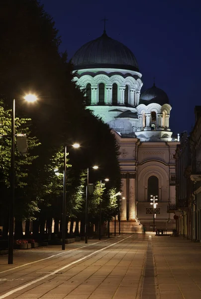 Bulevar Liberty Iglesia San Miguel Arcángel Kaunas Lituania — Foto de Stock