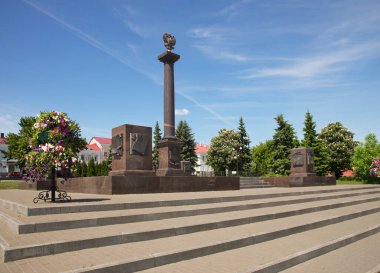 Yelets 'teki Kızıl Meydan' da askeri zafer. Rusya