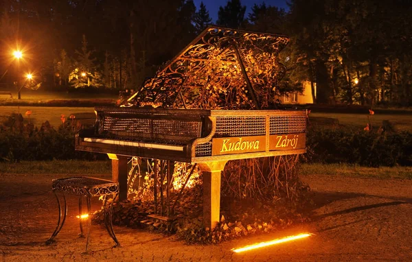 Metallflügel Musikgarten Kudowa Zdroj Polen — Stockfoto