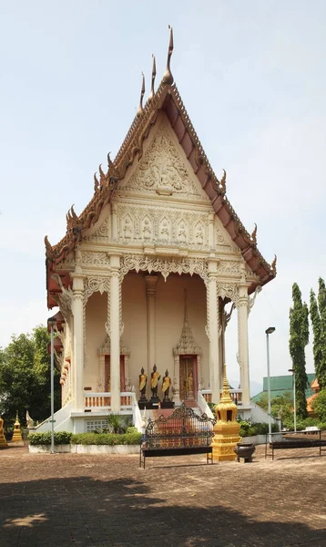 카투에 Wat Ket Wat Anadofat Kritdaram — 스톡 사진