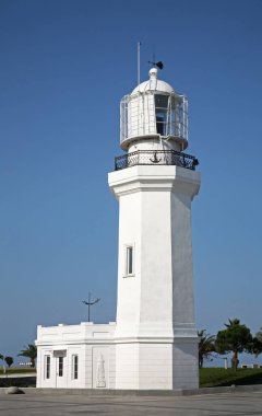 Batumi 'deki deniz feneri gezinti güvertesinde. Adjara Özerk Cumhuriyeti. Georgia