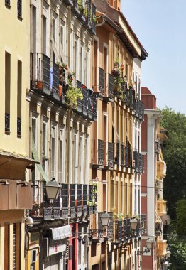 Madrid 'de eski bir cadde. İspanya