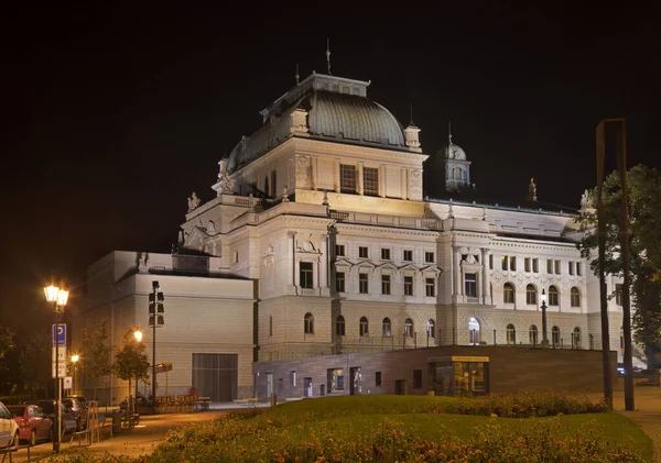 Plzen 'deki Josef Kajetan Tyl Tiyatrosu. Çek Cumhuriyeti