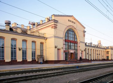 Voronezh 'deki tren istasyonu. Rusya