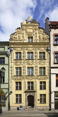 Torun 'da ev yıldızdan yıldıza. Polonya