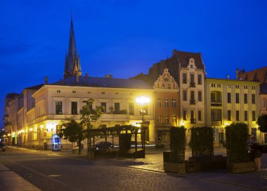 Torun 'daki yeni pazar meydanı. Polonya