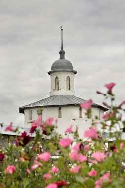 Nikitsky Manastırı 'nın kuzeydoğu kulesi. Pereslavl-Zalessky. Rusya