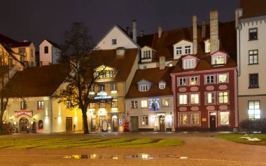 Riga 'daki Livu Meydanı manzarası. Letonya