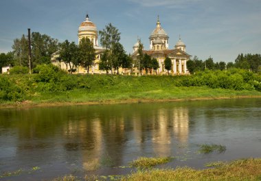 Torzhok 'taki Kudüs Kilisesi ve Şekil Değiştirme Katedrali. Tver bölgesi. Rusya