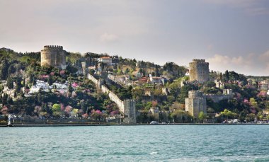 İstanbul 'da Rumelihisar (Roumeli Hissar Kalesi) manzarası. Türkiye