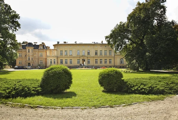 Nuevo Palacio Ostromecko Polonia — Foto de Stock