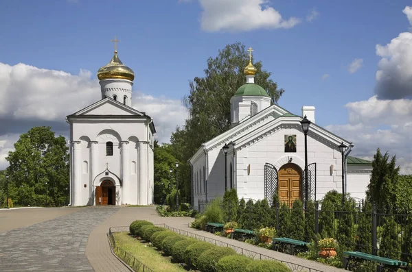 聖ユーフロシンス修道院の修道院 ポロトスク ベラルーシ — ストック写真