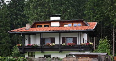 Mayrhofen manzarası. Valley Zillertal 'da. Tirol. Avusturya
