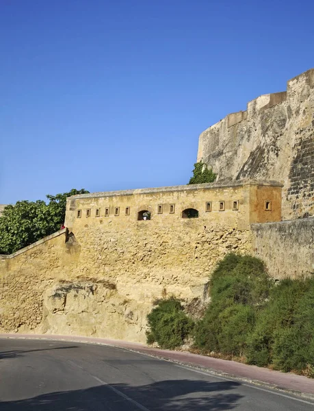 Alicante 'deki Santa Barbara kalesinde. İspanya