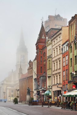 Torun 'daki Szeroka Caddesi. Polonya