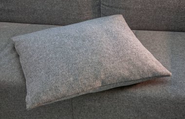 Oturma odasındaki avize manzarası