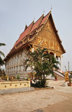 Vientiane 'deki Wat That Luang Nuea (Nua) tapınağındaki Hor Thammasapha (Budist Kongre Salonu). Laos