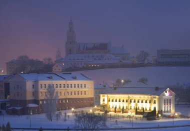 Grodno 'daki Katolik Kutsal Haç Bulma Kilisesi ve Bernardine Manastırı. Beyaz Rusya