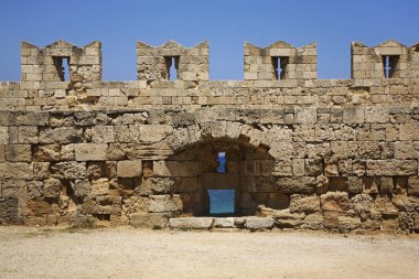 Rodos şehrindeki Rodos Şövalyelerinin Büyük Efendisi Sarayı. Rhodes Adası. Yunanistan