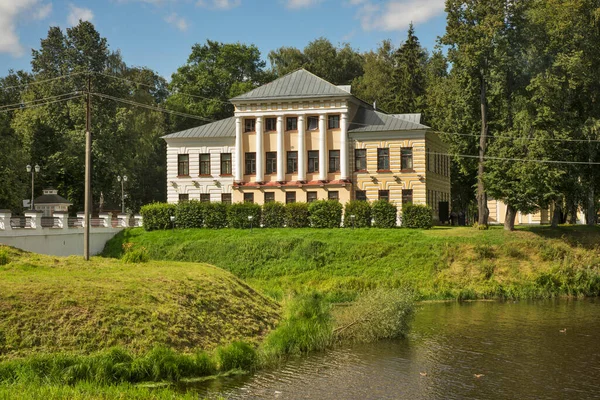 Бывшее Здание Городской Думы Магистрата Угличе Россия — стоковое фото