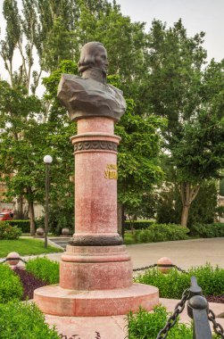 Rostov-on-Don 'daki toprak kuyuda Fyodor Ushakov anıtı. Rusya