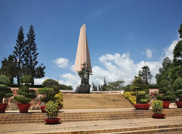 Pomnik Zwycięstwa Phan Thiet Wietnam — Zdjęcie stockowe