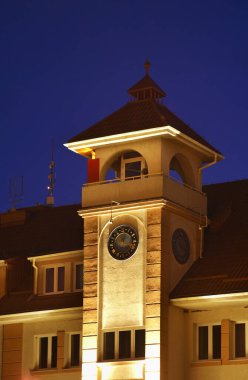 Jastarnia 'daki belediye binası. Hel Yarımadası. Polonya