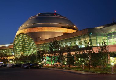   Nur-Sultan 'daki Nursultan Nazarbayev Uluslararası Havalimanı (eski Astana). Kazakistan. Kazakistan