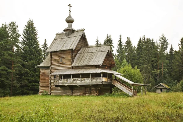 Eglise de la Transfiguration (Ascension) à Vasilevo. Russie — Photo