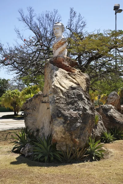 Monument to Jose Marti in Varadero. Cuba — Stock Photo, Image