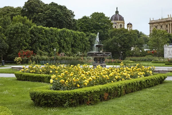 Volksgarten (Jardín del Pueblo) en Viena. Austria — Foto de Stock