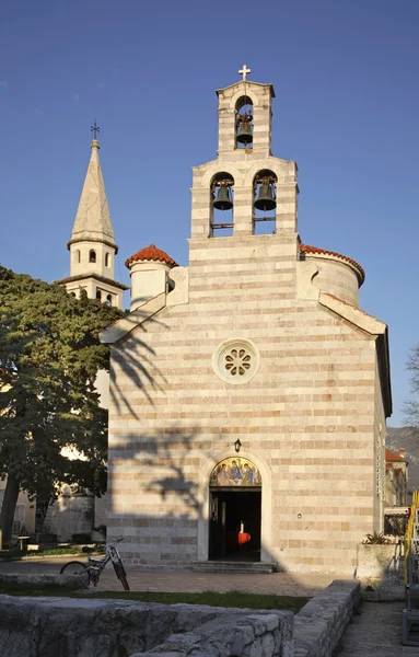 Igreja de Santa Trindade em Budva. Montenegro — Fotografia de Stock