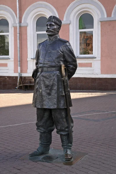 Skulptur in der Bolschaja Pokrowskaja Straße in Nischni Nowgorod. Russland — Stockfoto