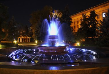 Çeşme Astana kare üzerinde. Almatı. Kazakistan