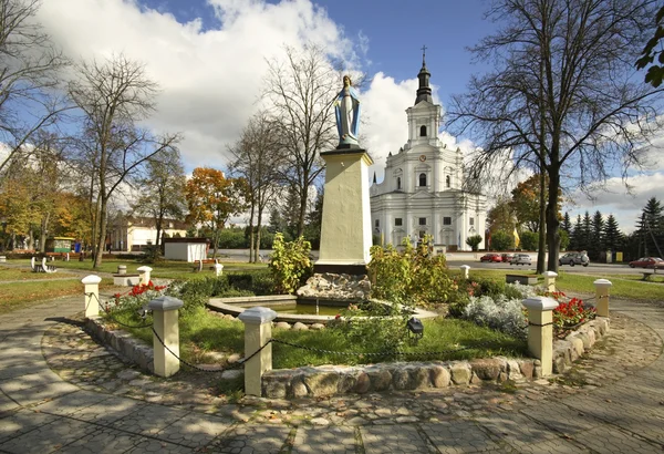 Estátua da Virgem Maria em Koden. Polónia — Fotografia de Stock