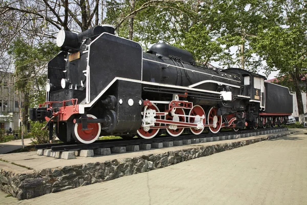 Yuzhno-Sakhalinsk railway station civarındaki lokomotif Buhar. Sakhalin Adası. Rusya — Stok fotoğraf