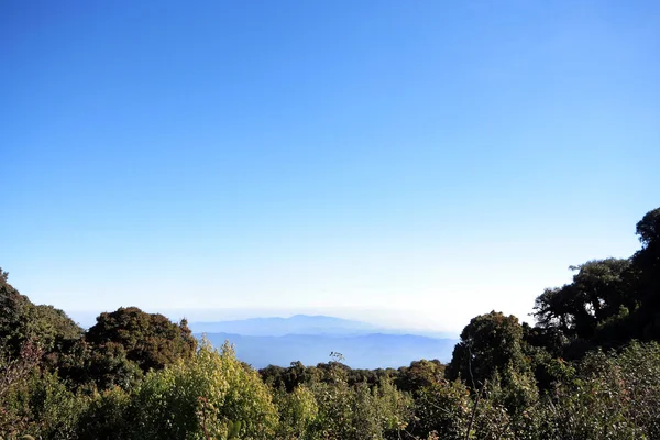 Die Landschaft des doi inthanon Nationalparks — Stockfoto