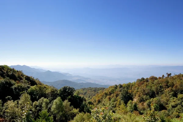 El paisaje del Parque Nacional Doi Inthanon — Foto de Stock