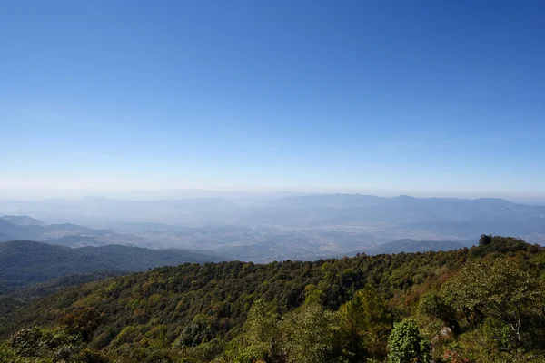 Die Landschaft des doi inthanon Nationalparks — Stockfoto
