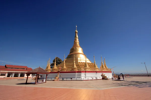 Pagoda del Shwedagon dorato — Foto Stock