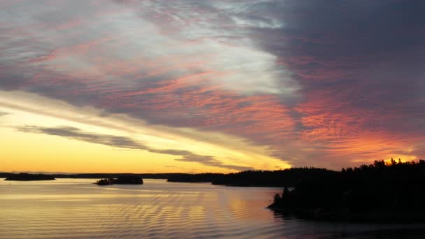 Solnedgång vid Östersjön på vintertid — Stockvideo